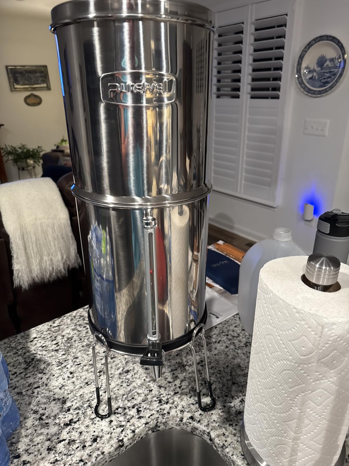 Purewell 3-Stage 0.01μm Ultra-Filtration Gravity Water Filter System, 304 Stainless Steel Countertop System with 2 Filters, Metal Water Level Spigot and Stand, Reduce 99% Chlorine, 2.25G, PW-OB-K customer photo 1