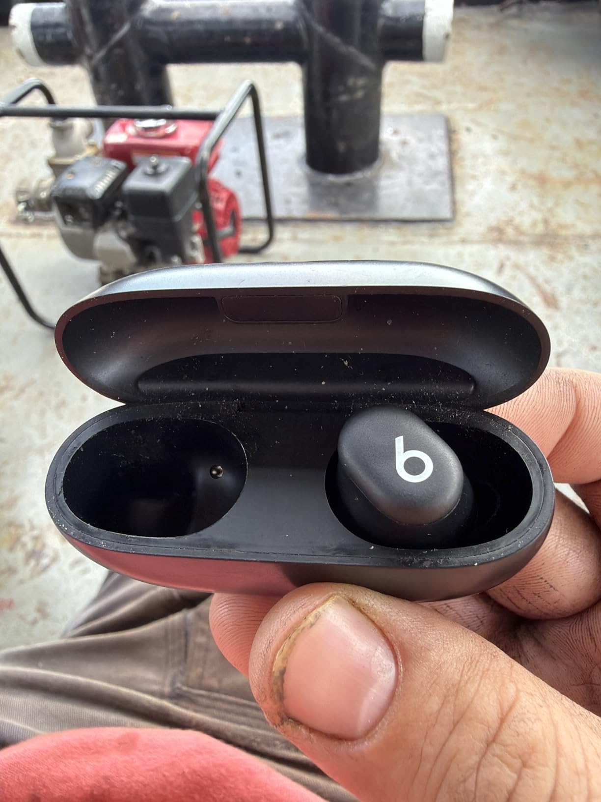 Beats Solo Buds customer photo 2