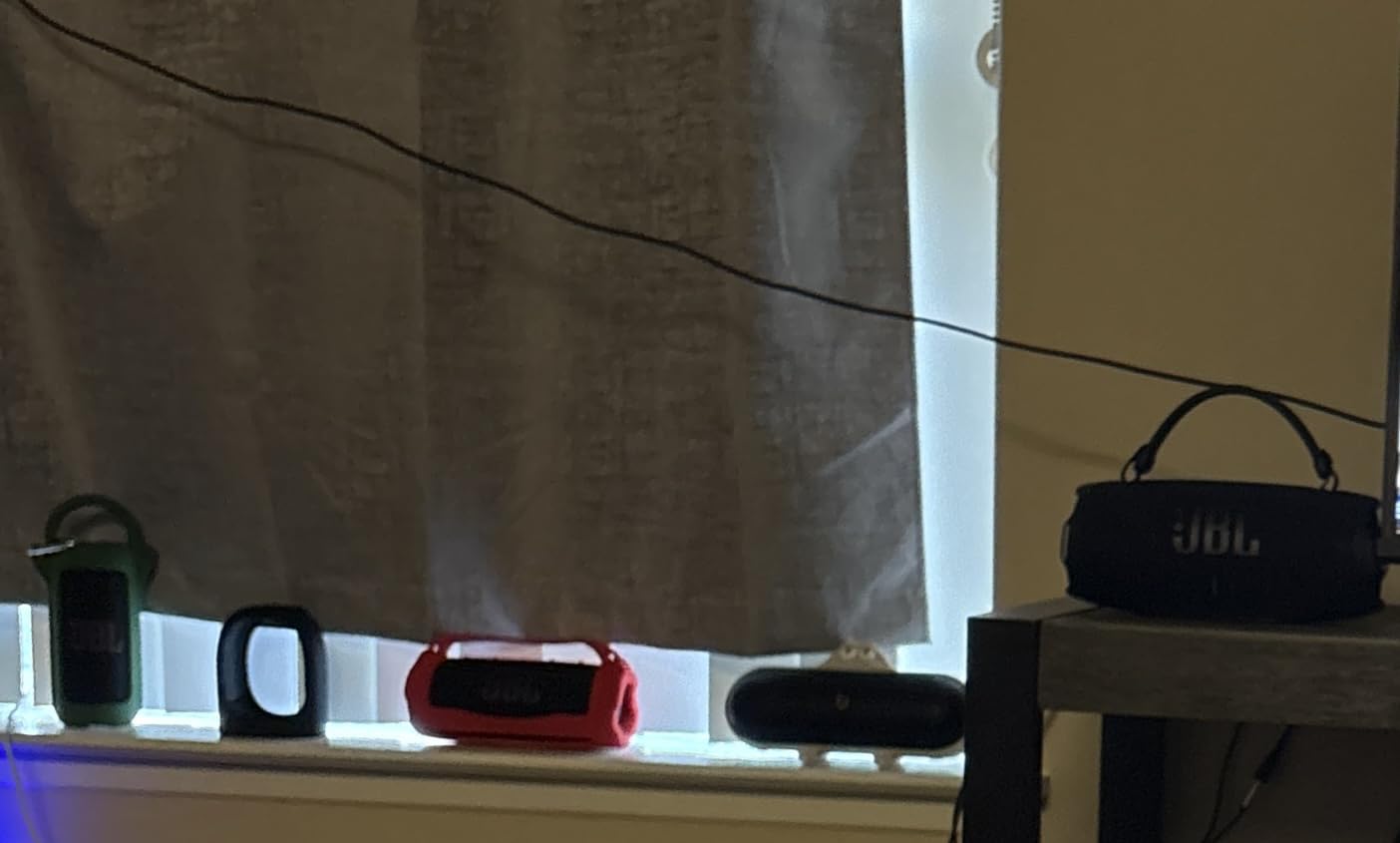 Beats Pill customer photo 2