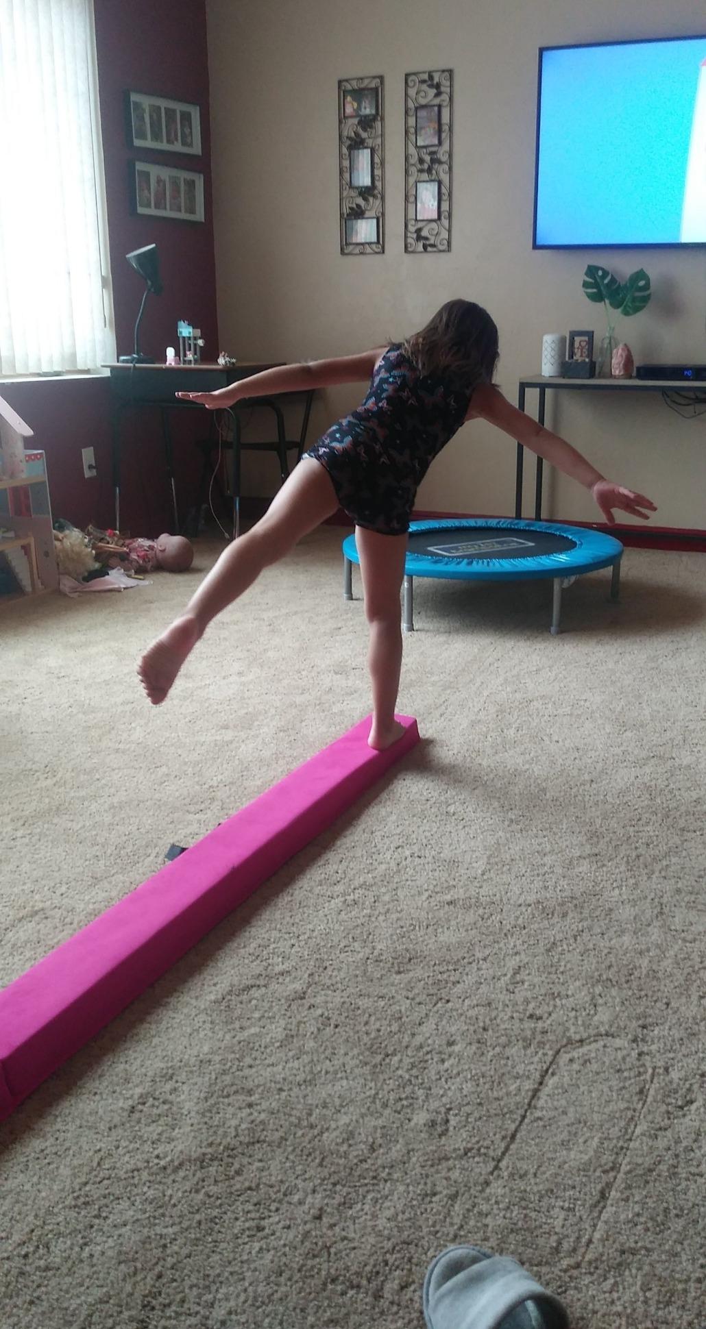 6FT/9FT Folding Balance Beam for Kids ages 3-15- Foldable Gymnastics Floor Beam,Anti-Slip ,Carrying Bag, Faux Suede Covered,EVA foam,Gymnastics Equipment for Kids Training At Home,School,Gym Center customer photo 1