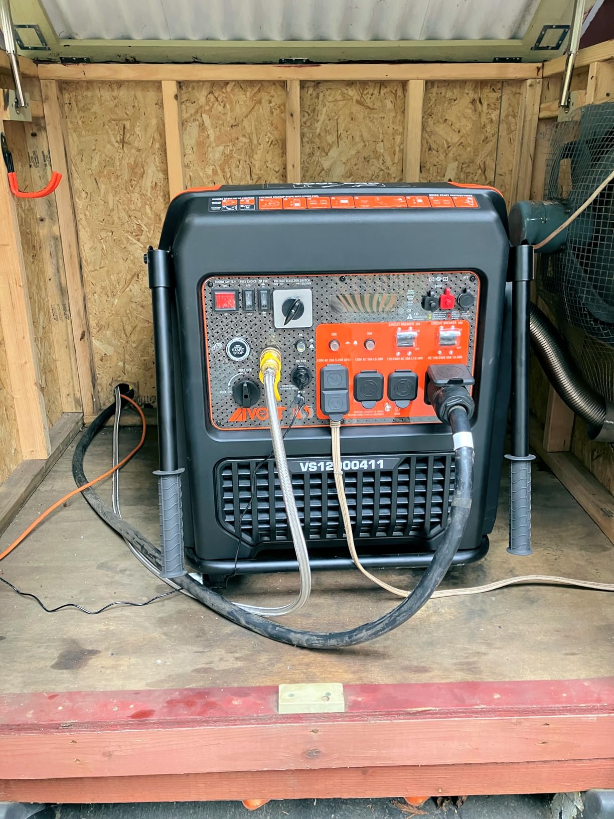 AIVOLT 11250W Dual Fuel Inverter Generator 50A for Home Backup customer photo 2