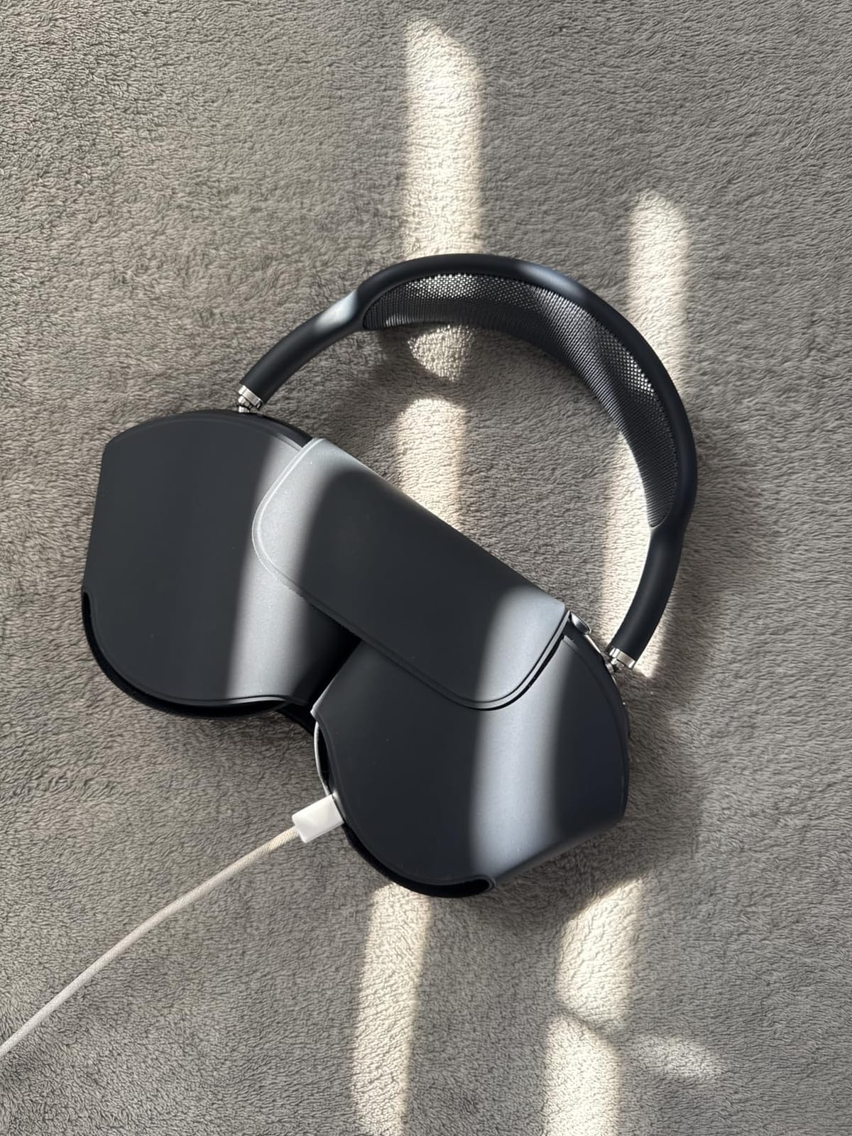 AirPods Max Renewed customer photo 2