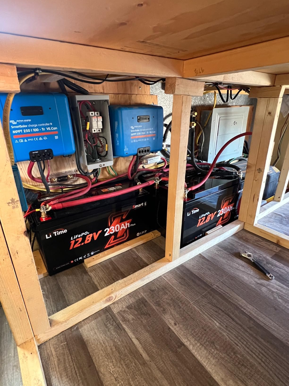 Litime 12V 230Ah LiFePO4 Lithium Battery for RV, Travel Trailer, Solar customer photo 2