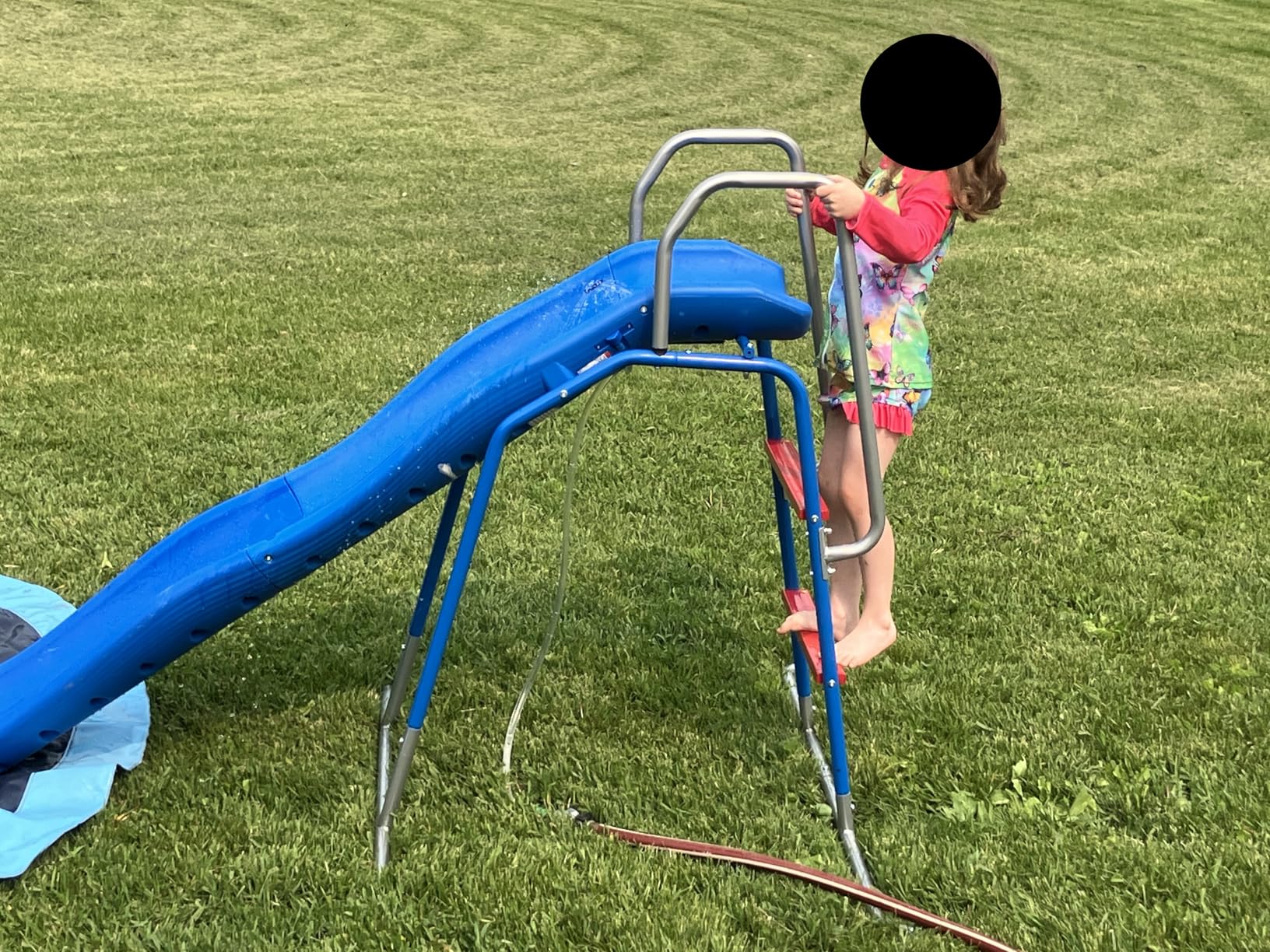 OHYEMO Water Slide for Kids Backyard, Outdoor Waterslide with 3-Zone Spray Sprinkler and Ground Tarp, Summer Water Game Toy for Backyard Water Fun Activities Play customer photo 1