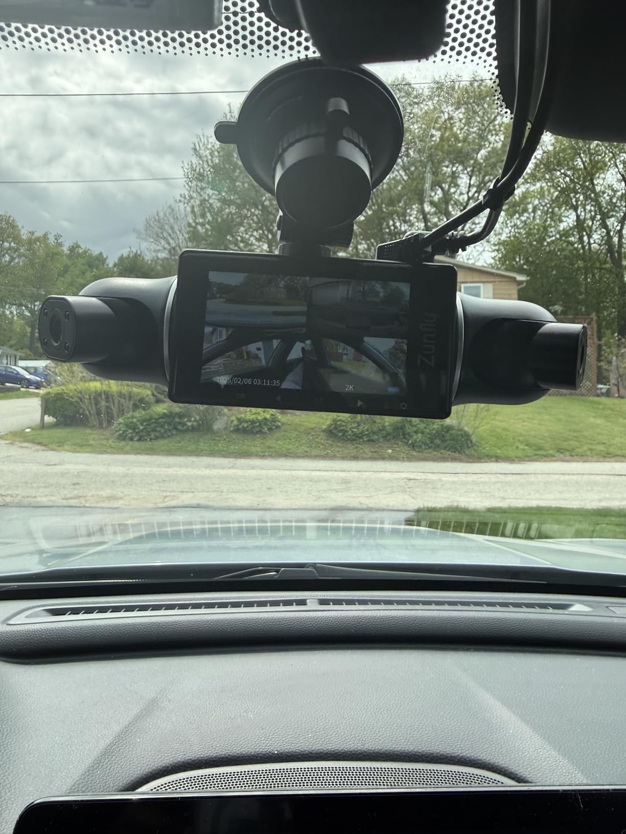360° Dash Cam Front and Rear View 4 Channel Dash Camera FHD 2K+1080Px3 for Car, Inside/Back 170°+2x150°+170° Wide Angle, 8 IR Lamps Night Vision,WiFi,GPS, APP,G-Sensor with 64GB Card,24/7 Parking Mode customer photo 1