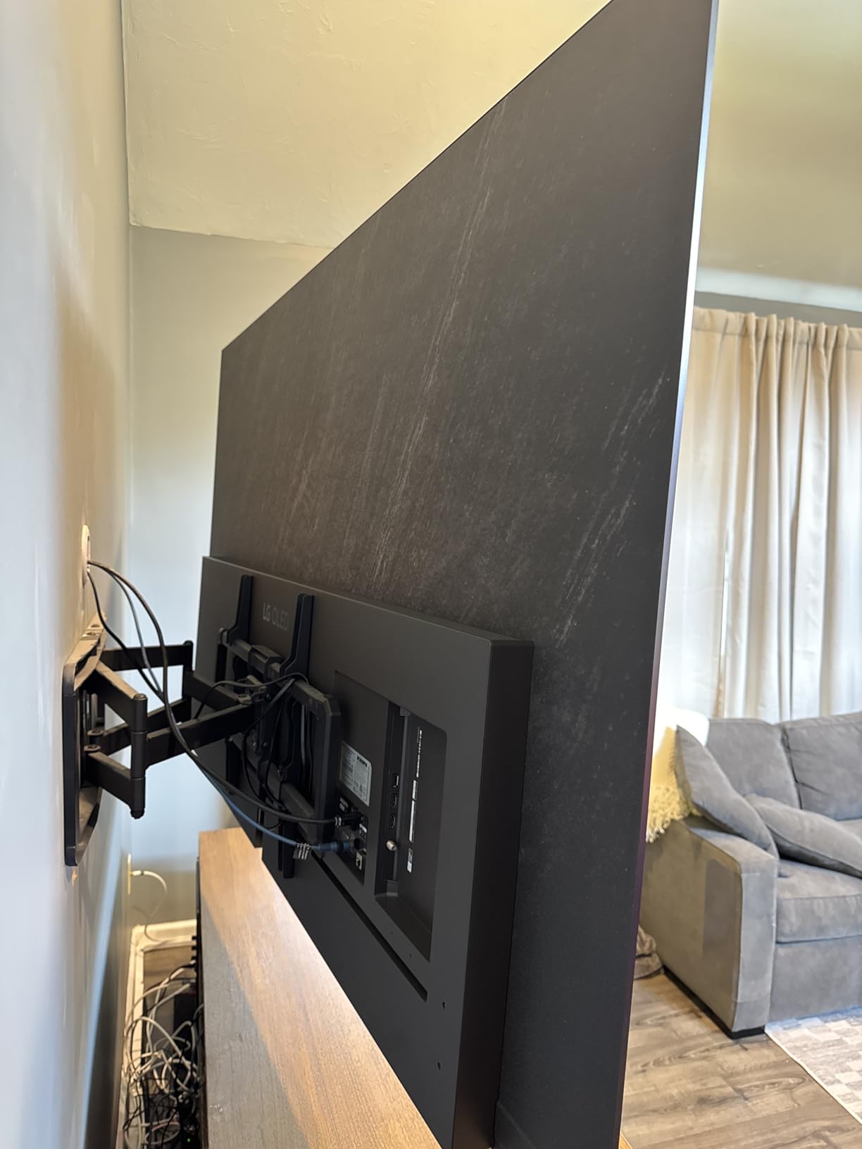 LG 83-Inch Class OLED AI 4K B5 Series Smart TV w/Dolby Atmos, Dolby Vision, HDR10, AI Super Upscaling 4K, Filmmaker Mode, Wow Orchestra, Alexa Built-in (OLED83B5PUA, 2025) customer photo 1