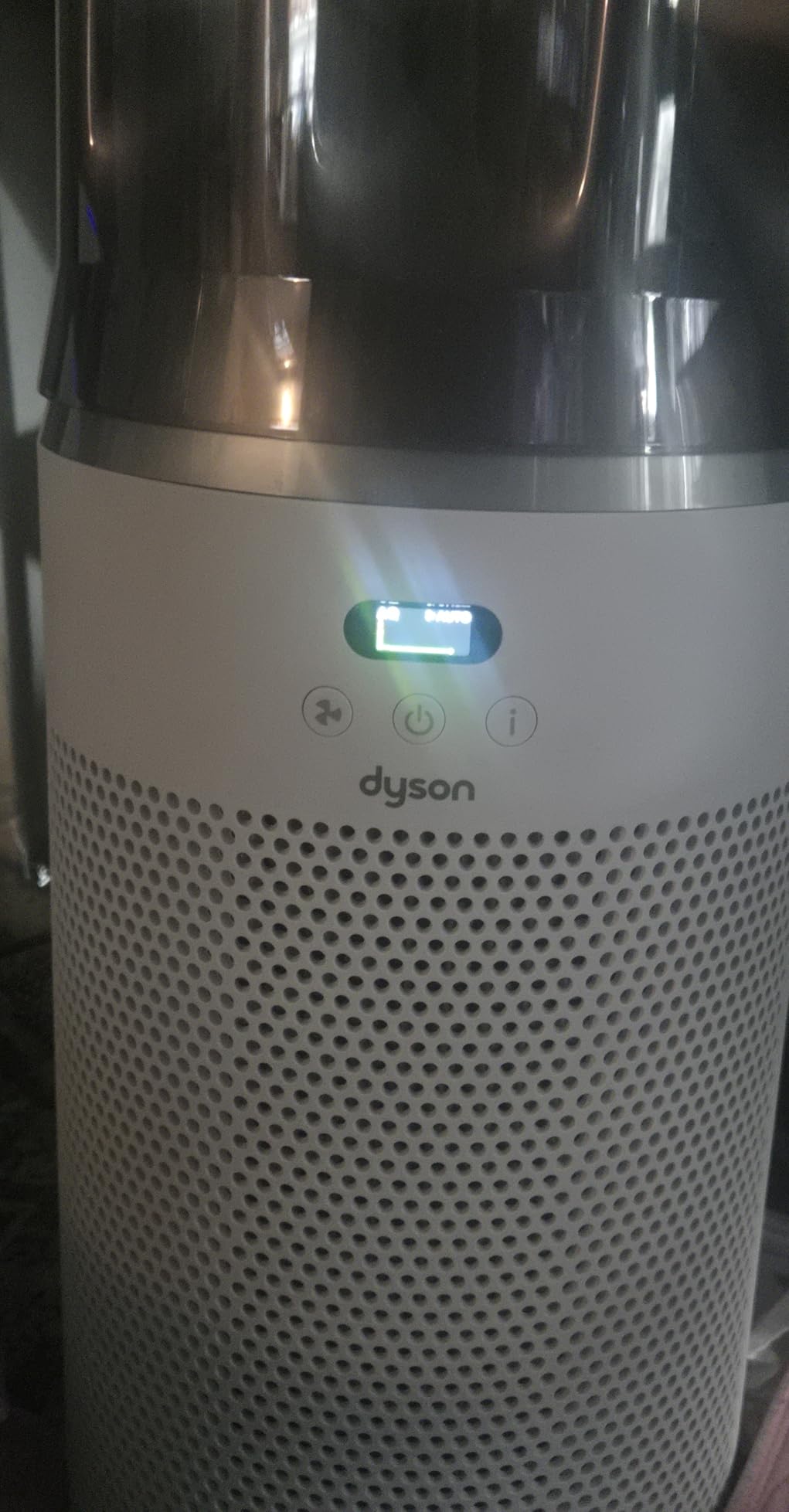 Dyson Hushjet Compact Air Purifier, Powerful, Whisper-quiet (White/Silver) customer photo 2