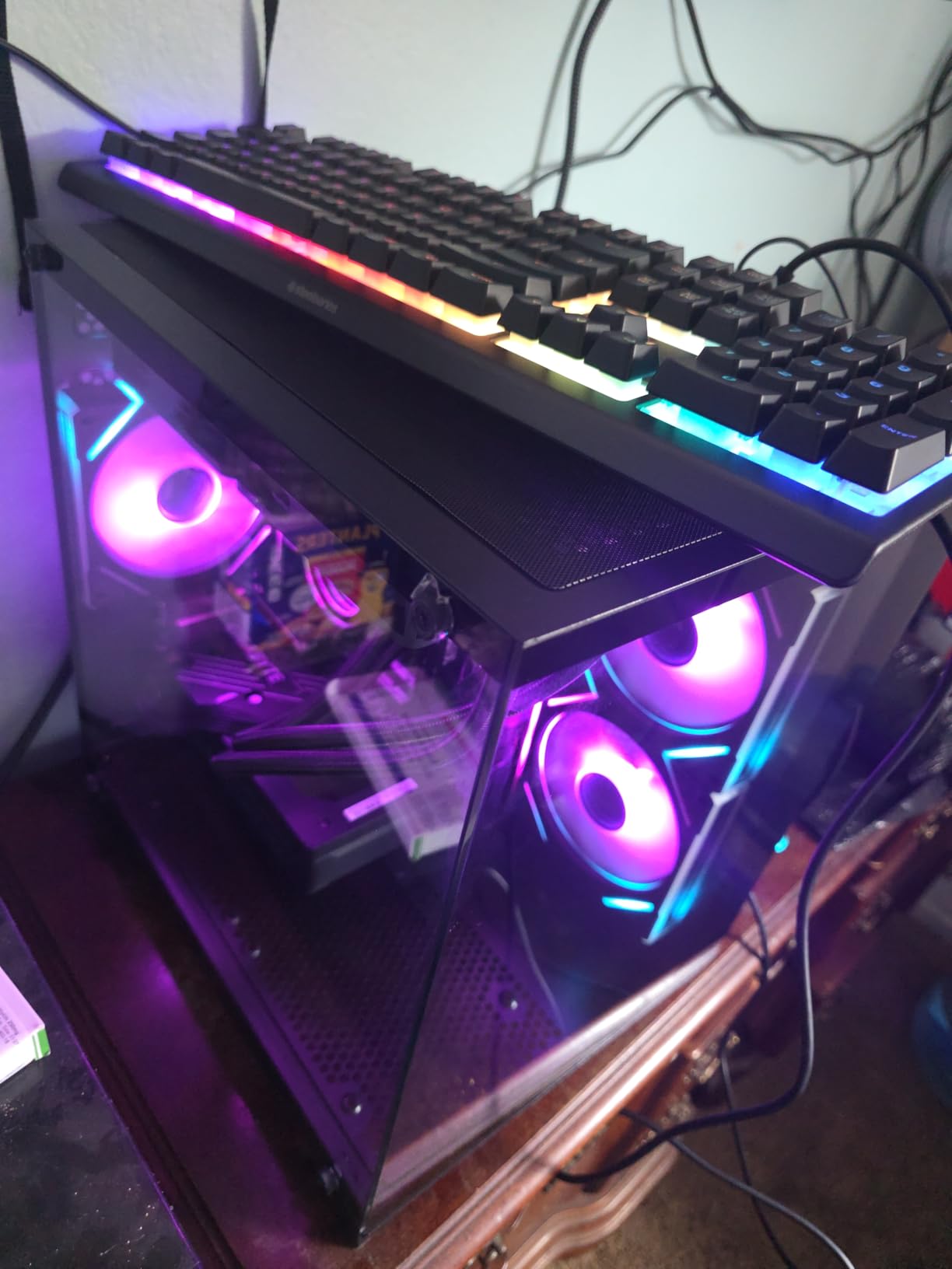 YAWYORE Gaming PC, AMD Ryzen 7 5700X, GeForce RTX 5060 Desktop Computer customer photo 2