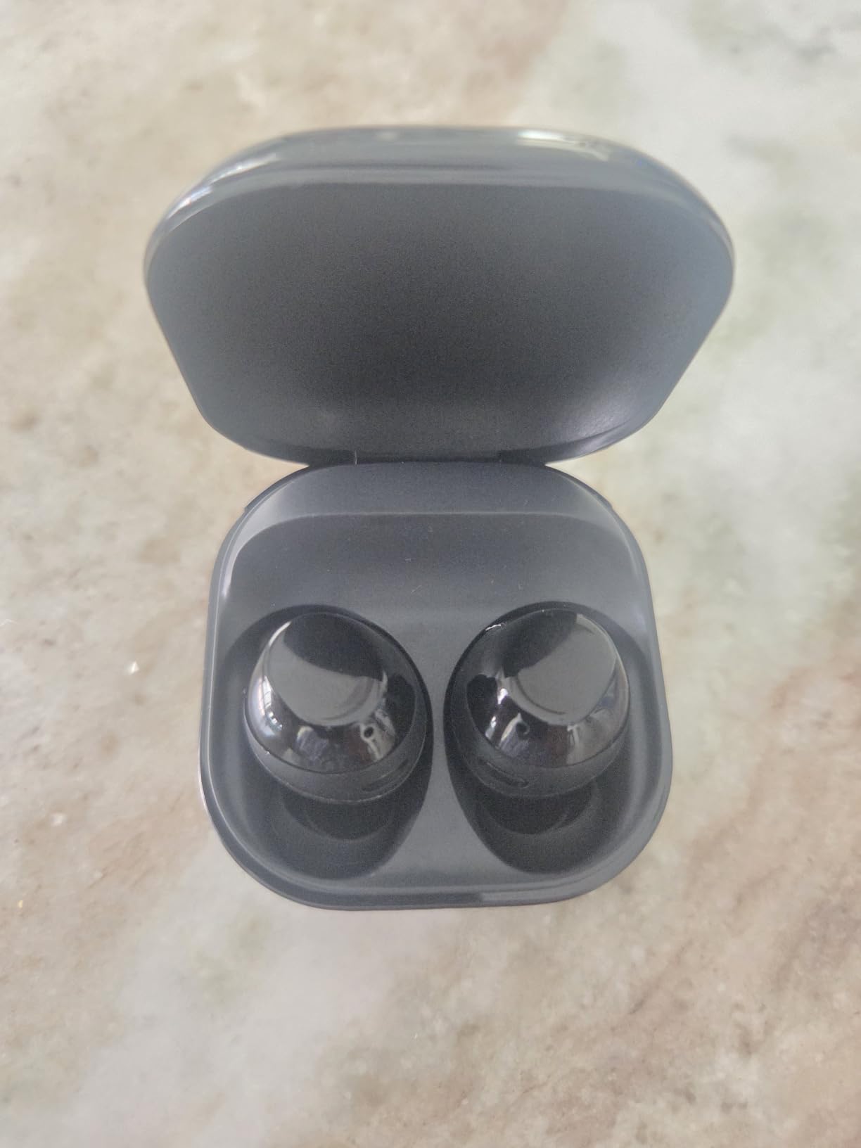 Samsung Galaxy Buds Core SM-R410 (2025) | Latin American Stock | Bluetooth 5.4 | Active Noise Cancelation | up to 35h Continuous Music Playblack - (Black) customer photo 2