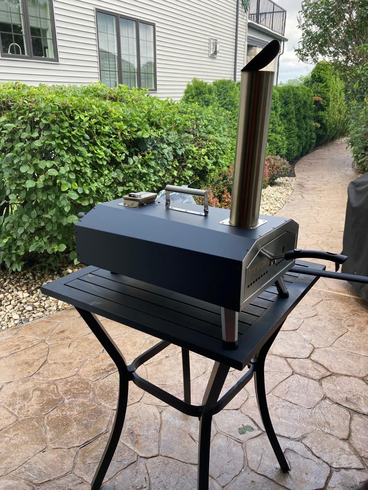 VEVOR Dual Fuel Pizza Oven Outdoor, 16 in Wood Fire & Propane Gas Pizza Oven, Portable Pellet & Propane Pizza-Maker with Thermometer, Large Multi Fuel Pizza Cook for Outside Camping & Backyard customer photo 2