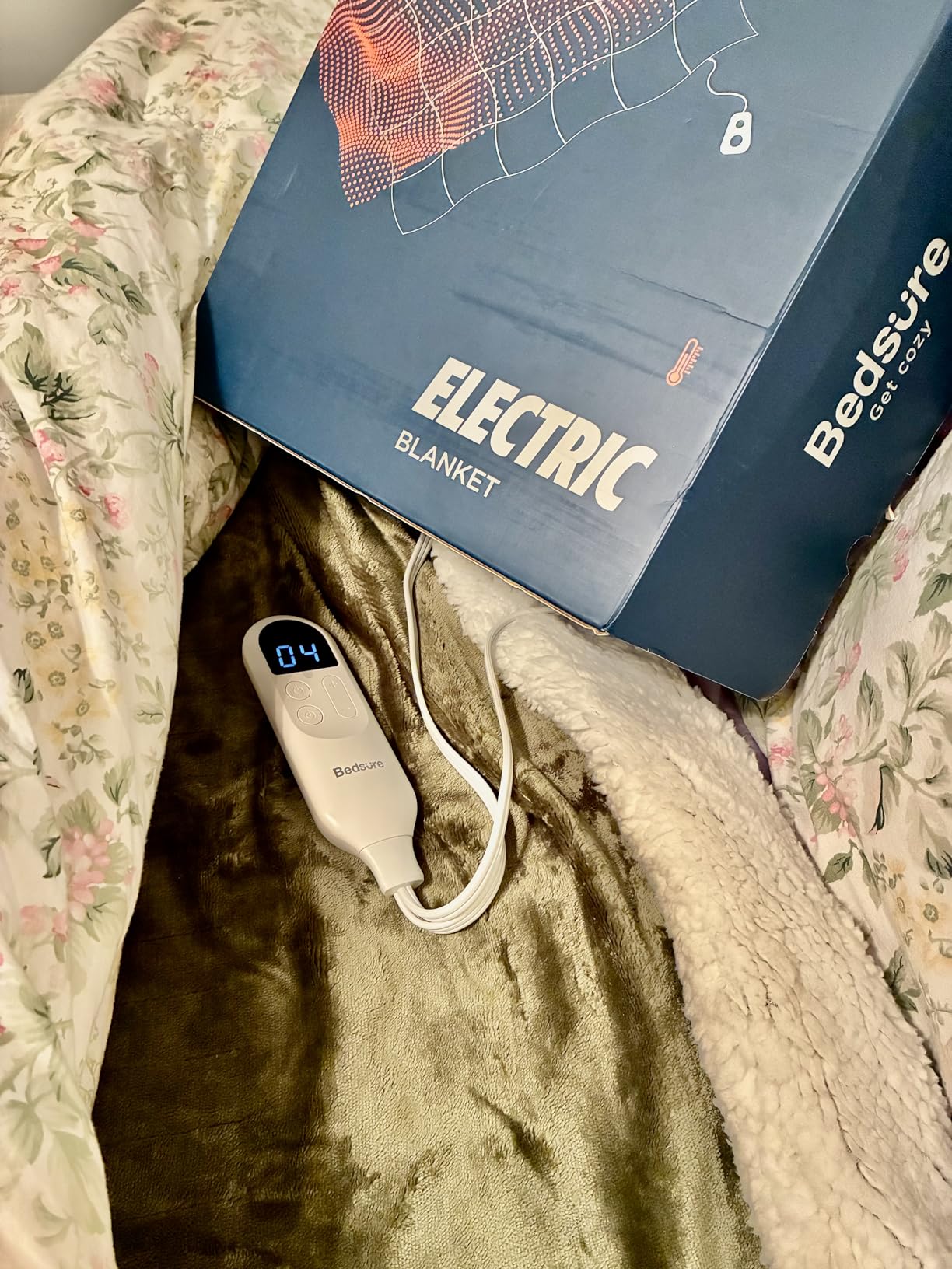 Bedsure Heated Blanket Queen Size, Dual Control Electric Blanket, Grey customer photo 1