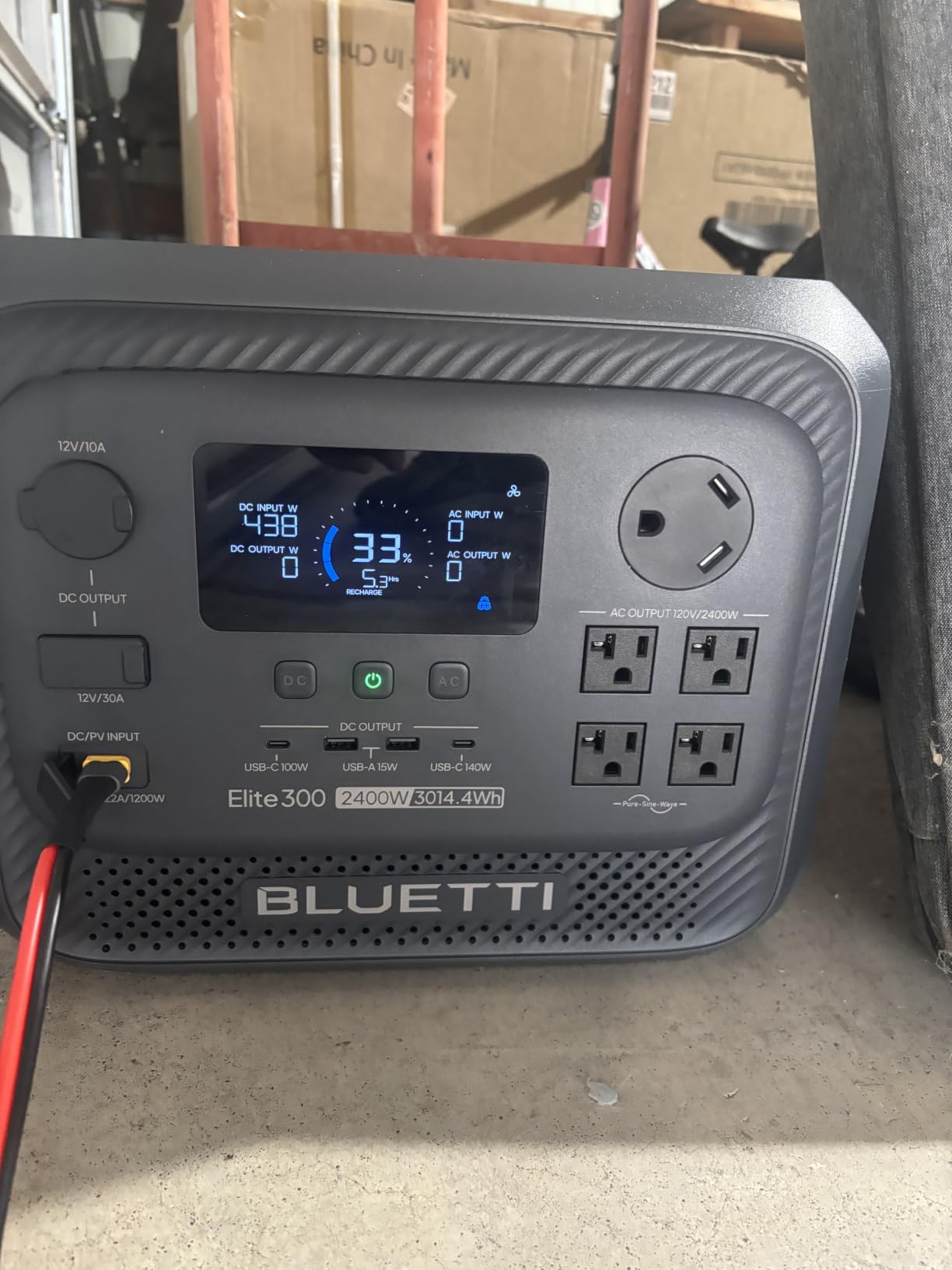 BLUETTI Solar Generator Elite 300 & 2x200W Solar Panel 3014.4Wh LFP Battery customer photo 1