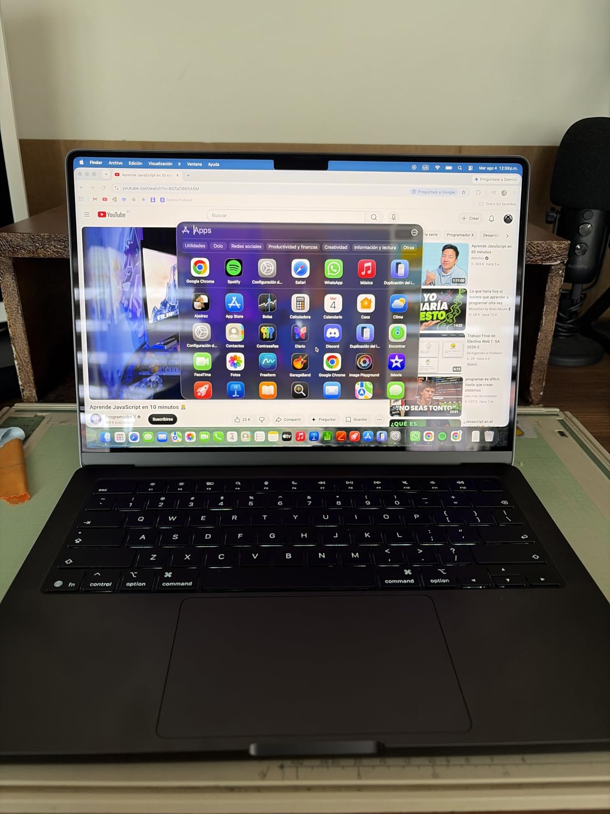 MacBook Pro M5 Pro 14.2 customer photo 2