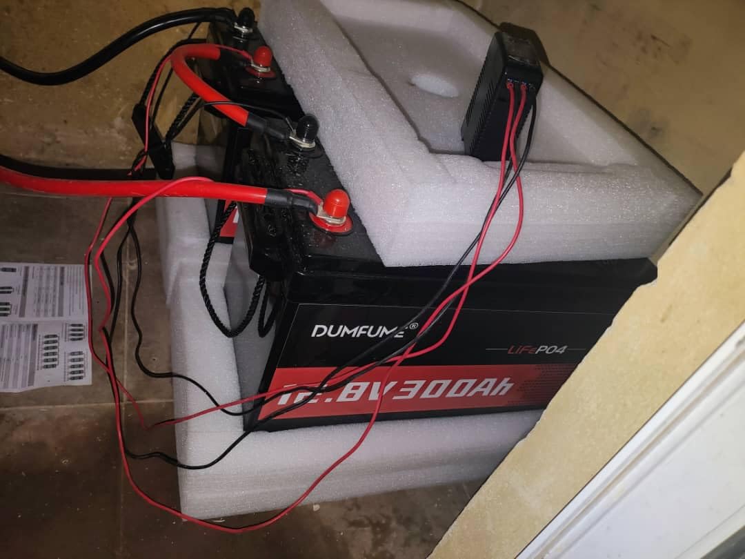 25.6V 314Ah LiFePO4 lithium Battery With 200A BMS IP65 customer photo 2