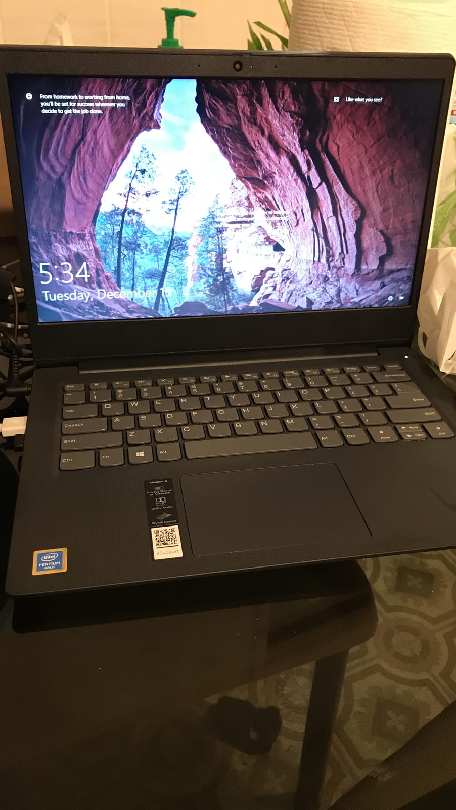 Lenovo 16